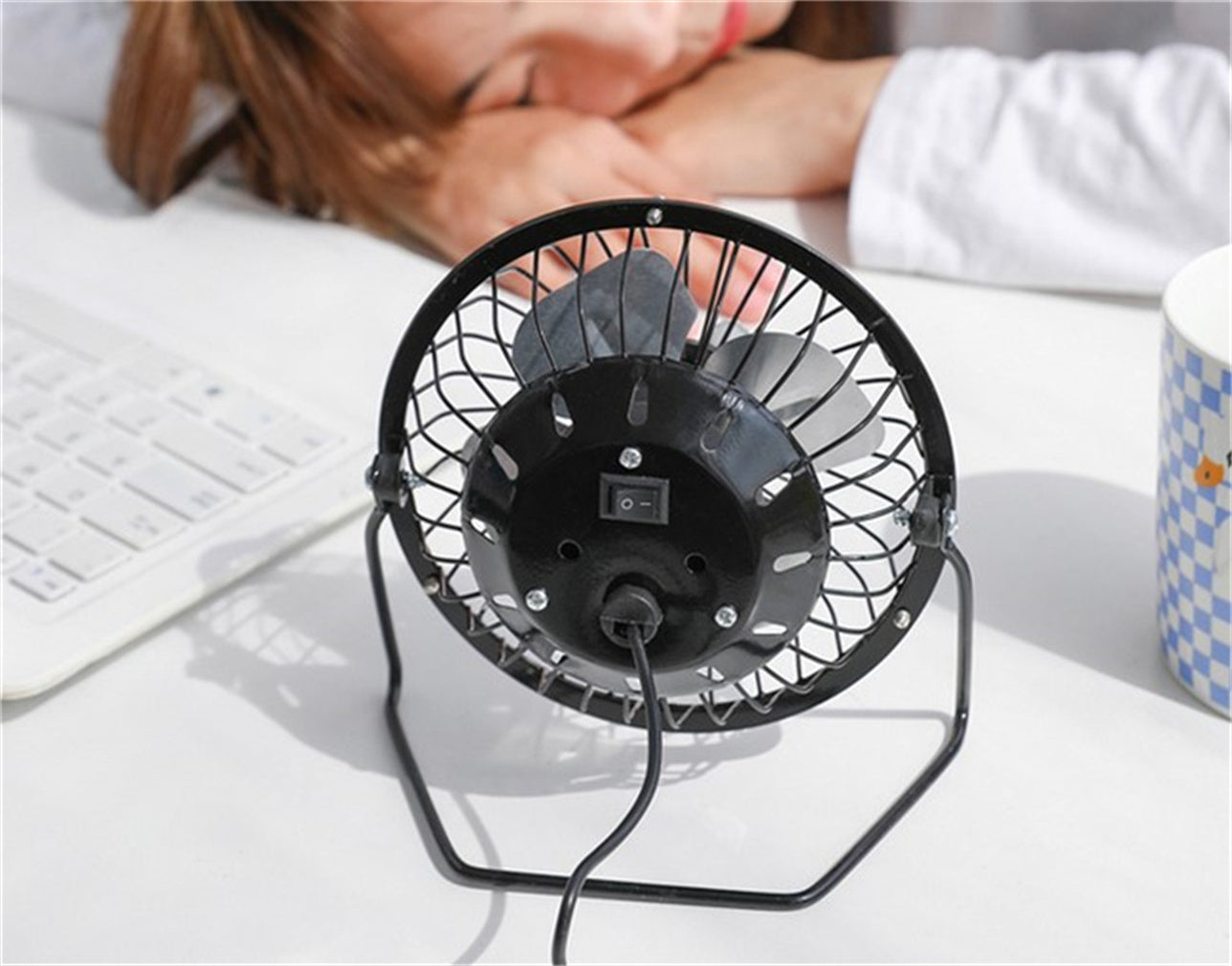 4'' Mini Desk Fan,  Portable 360 Degree Rotating Mini USB Table Desktop Personal Fan - Black